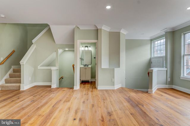 2614 TARLETON CORNER DR, Herndon, VA 20171