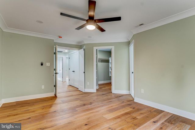 2614 TARLETON CORNER DR, Herndon, VA 20171