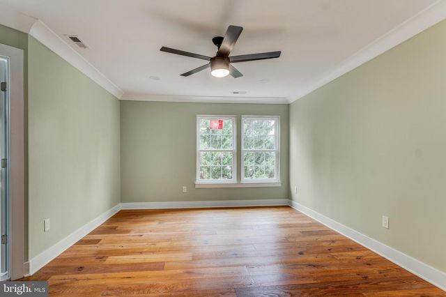 2614 TARLETON CORNER DR, Herndon, VA 20171