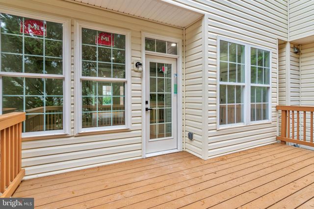 2614 TARLETON CORNER DR, Herndon, VA 20171