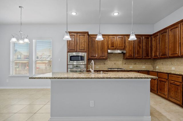 913 Lampassas Trail, Mckinney, TX 75072