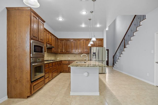 913 Lampassas Trail, Mckinney, TX 75072