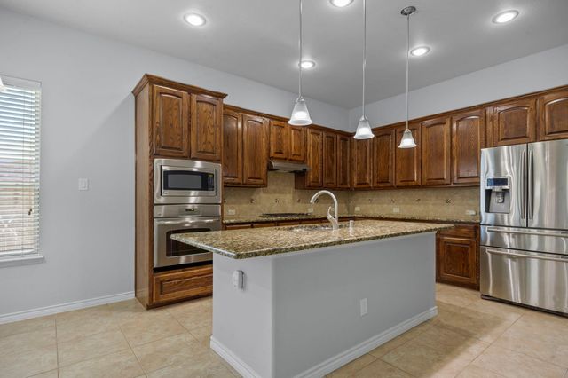 913 Lampassas Trail, Mckinney, TX 75072