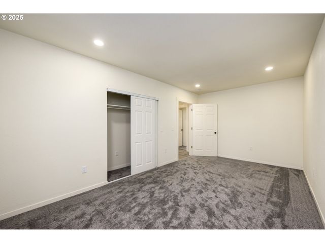 283 UPPER TERRACE Ln, Glide, OR 97443