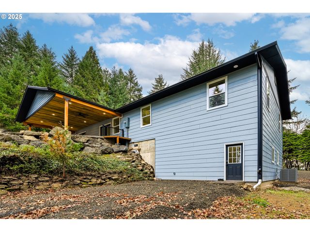 283 UPPER TERRACE Ln, Glide, OR 97443