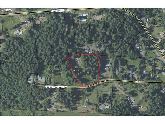 283 UPPER TERRACE Ln, Glide, OR 97443