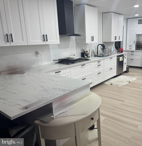 18 FOREST LN, Tabernacle, NJ 08088