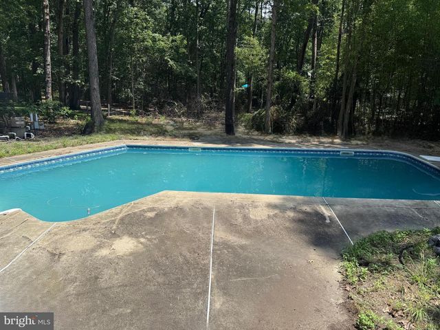 18 FOREST LN, Tabernacle, NJ 08088