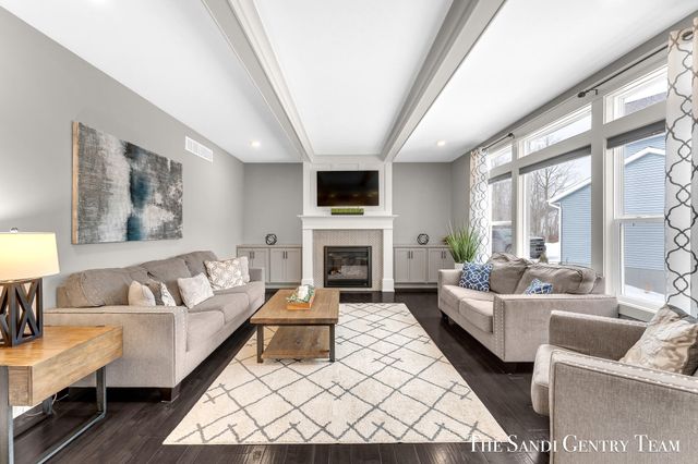 16575 Spring Tree Drive, Spring Lake Twp, MI 49456