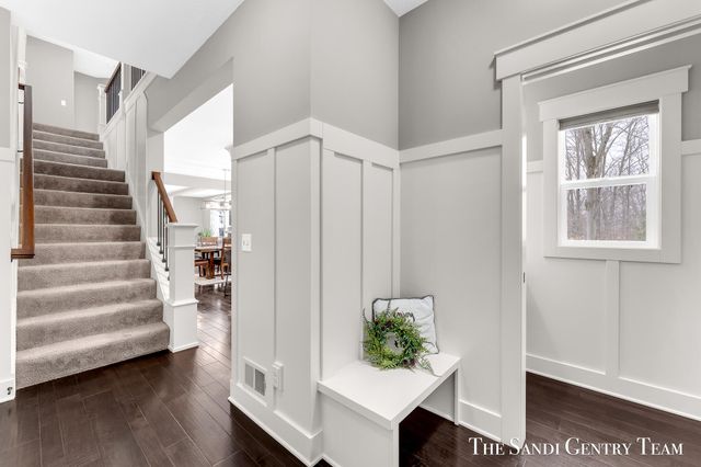 16575 Spring Tree Drive, Spring Lake Twp, MI 49456