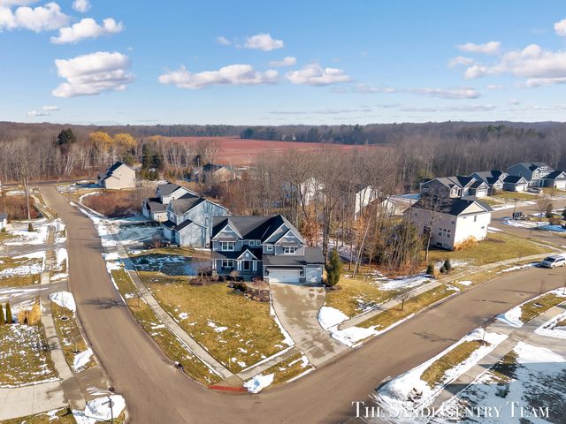 16575 Spring Tree Drive, Spring Lake Twp, MI 49456