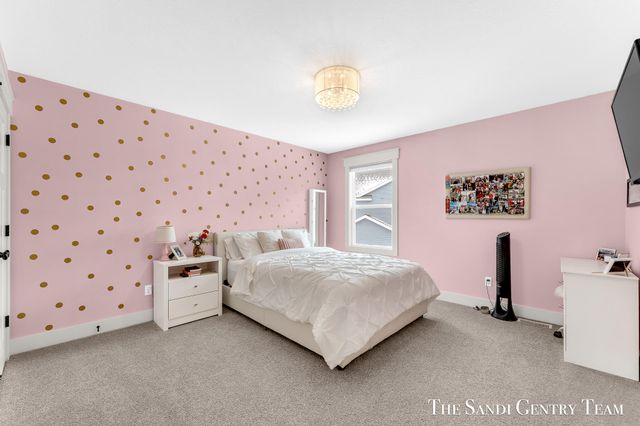 16575 Spring Tree Drive, Spring Lake Twp, MI 49456