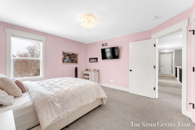 16575 Spring Tree Drive, Spring Lake Twp, MI 49456