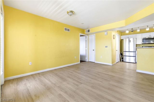4555 Sahara Avenue 154, Las Vegas, NV 89104