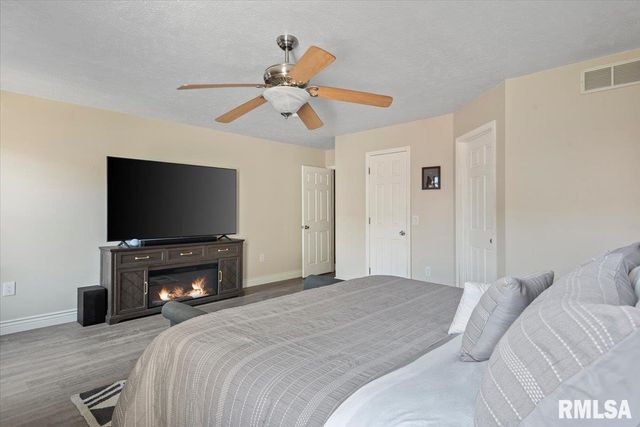 2806 Haggard Drive, Springfield, IL 62711