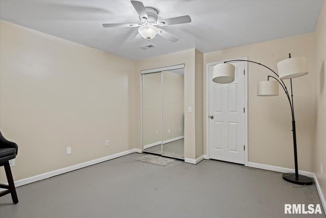 2806 Haggard Drive, Springfield, IL 62711