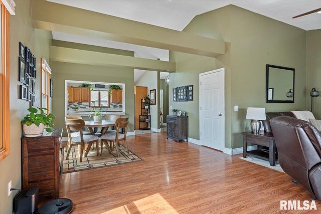 2806 Haggard Drive, Springfield, IL 62711