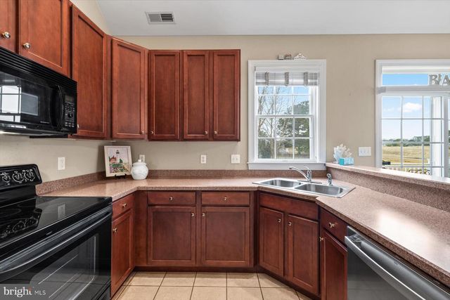 88 WILLOW OAK AVE, Ocean View, DE 19970