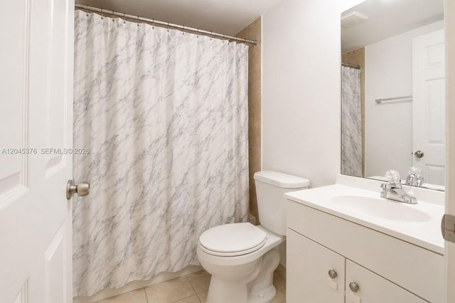 7090 NW 179th Street 108, Hialeah, FL 33015