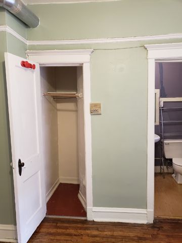 3510 N Broadway Street 1, Chicago, IL 60657