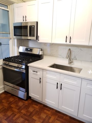 3510 N Broadway Street 1, Chicago, IL 60657