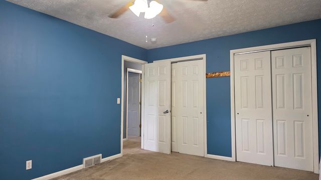 38 Ray Road, Huntington, WV 25704