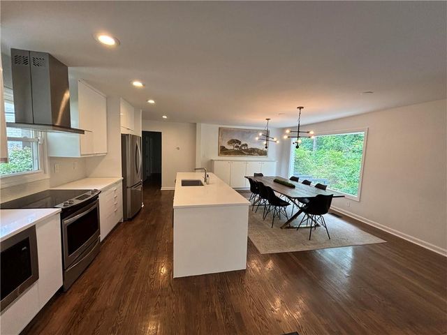 1453 Oconee Pass Pass, Brookhaven, GA 30319