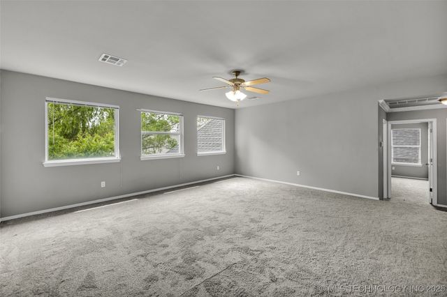 12002 S Vine Street, Jenks, OK 74037