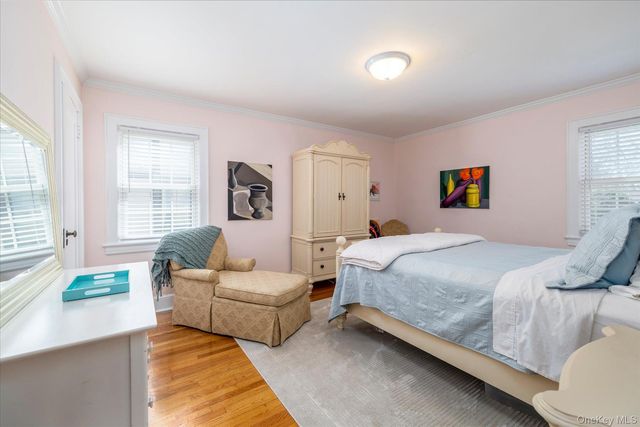 16 Revere Drive E, Floral Park, NY 11001