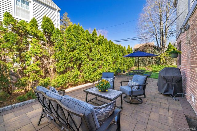 16 Revere Drive E, Floral Park, NY 11001