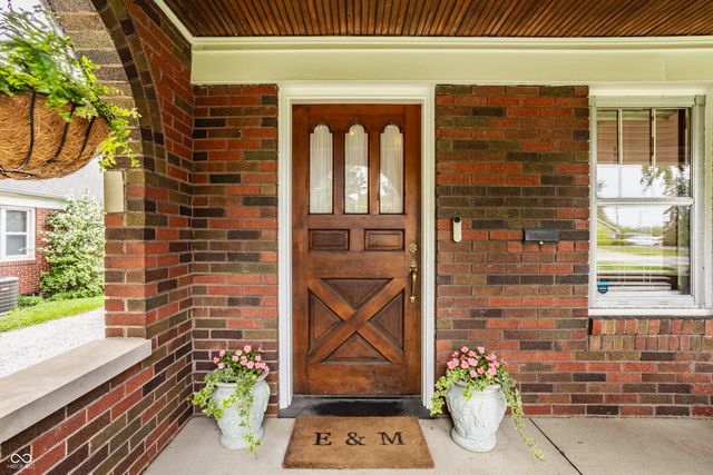 6085 E 10th Street, Indianapolis, IN 46219