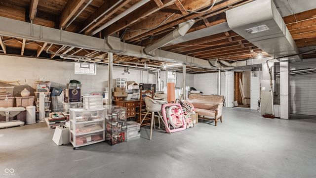 6085 E 10th Street, Indianapolis, IN 46219