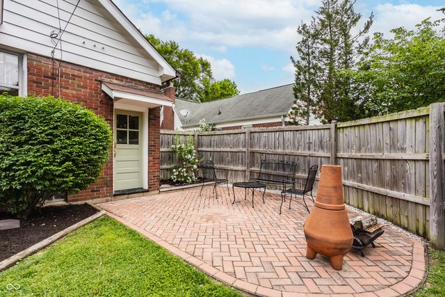 6085 E 10th Street, Indianapolis, IN 46219