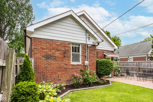 6085 E 10th Street, Indianapolis, IN 46219
