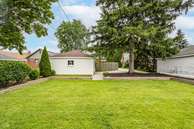 6085 E 10th Street, Indianapolis, IN 46219