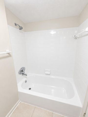 3253 NW 104th Avenue, Coral Springs, FL 33065
