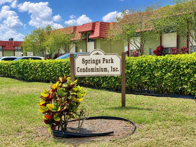 3253 NW 104th Avenue, Coral Springs, FL 33065