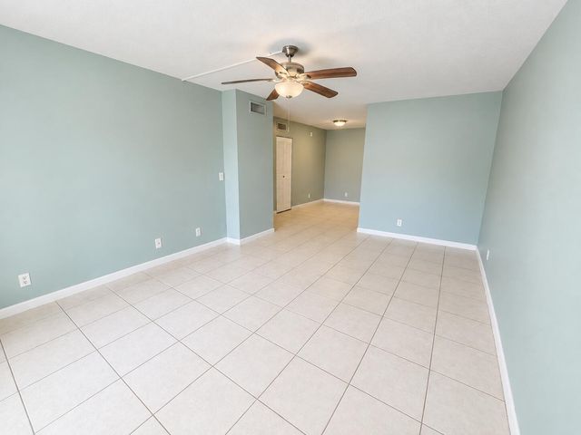 3253 NW 104th Avenue, Coral Springs, FL 33065