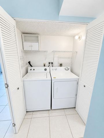 3253 NW 104th Avenue, Coral Springs, FL 33065