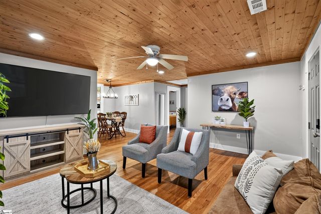 121 Bleckley Avenue, Greenville, SC 29607