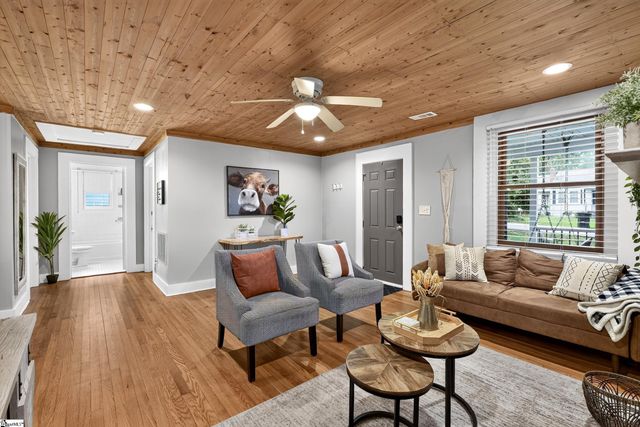 121 Bleckley Avenue, Greenville, SC 29607