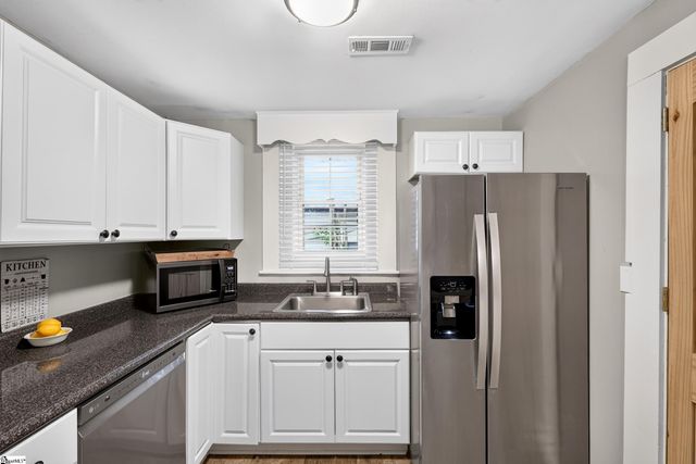 121 Bleckley Avenue, Greenville, SC 29607