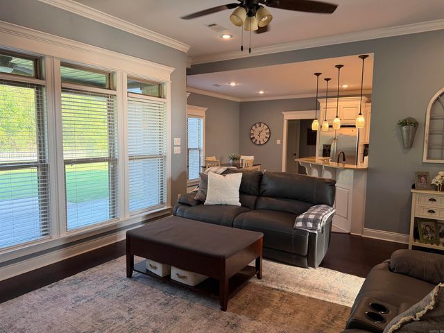 21 Colt Loop, Greenbrier, AR 72058