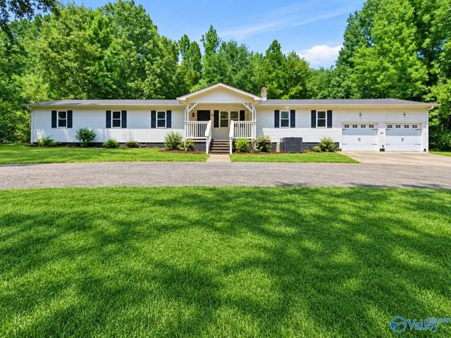 239 Echo Lane, Toney, AL 35773