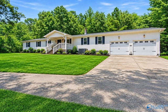 239 Echo Lane, Toney, AL 35773