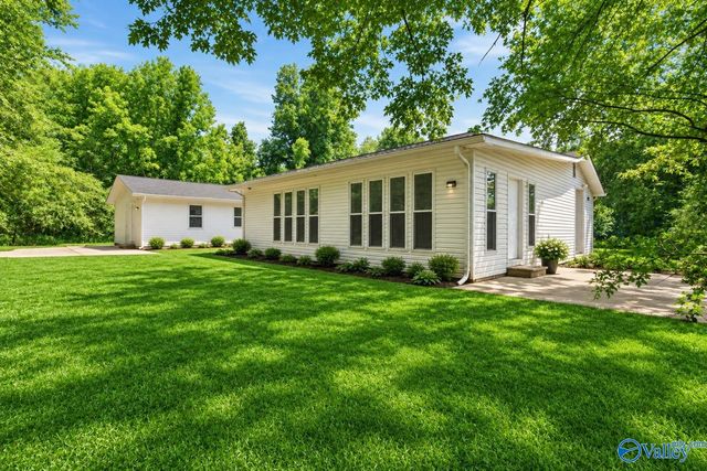 239 Echo Lane, Toney, AL 35773
