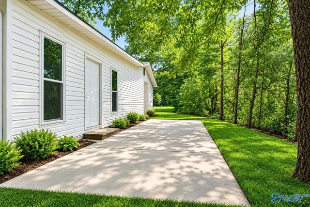239 Echo Lane, Toney, AL 35773