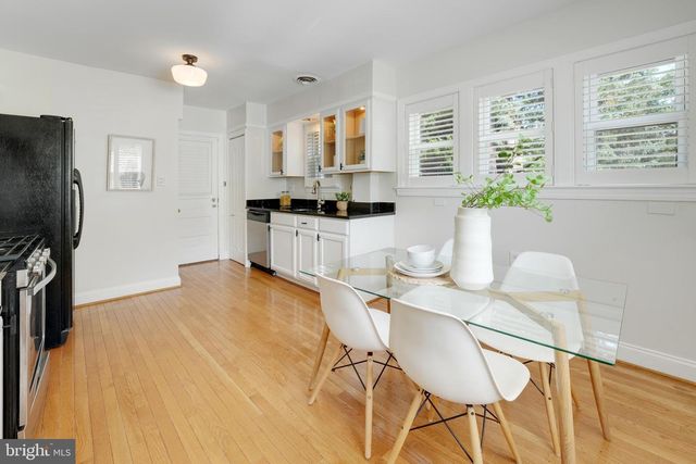 5522 BLAIR RD NE, Washington, DC 20011