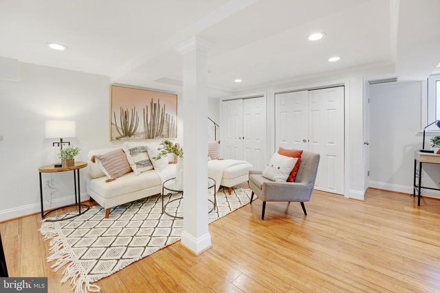 5522 BLAIR RD NE, Washington, DC 20011