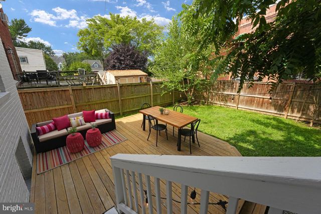 5522 BLAIR RD NE, Washington, DC 20011